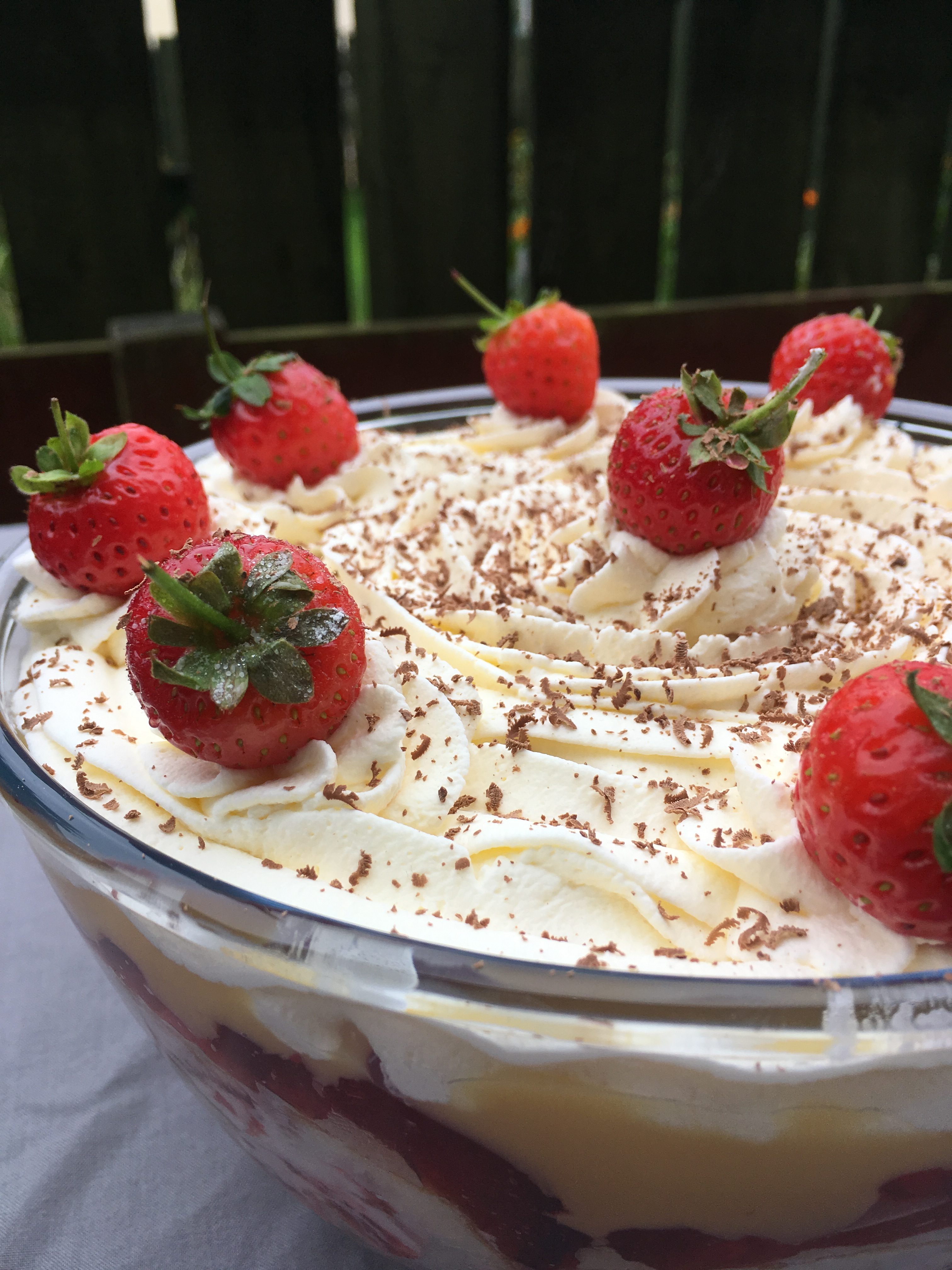 Easy Trifle | Classic British Dessert - TheUniCook Festive-Baking