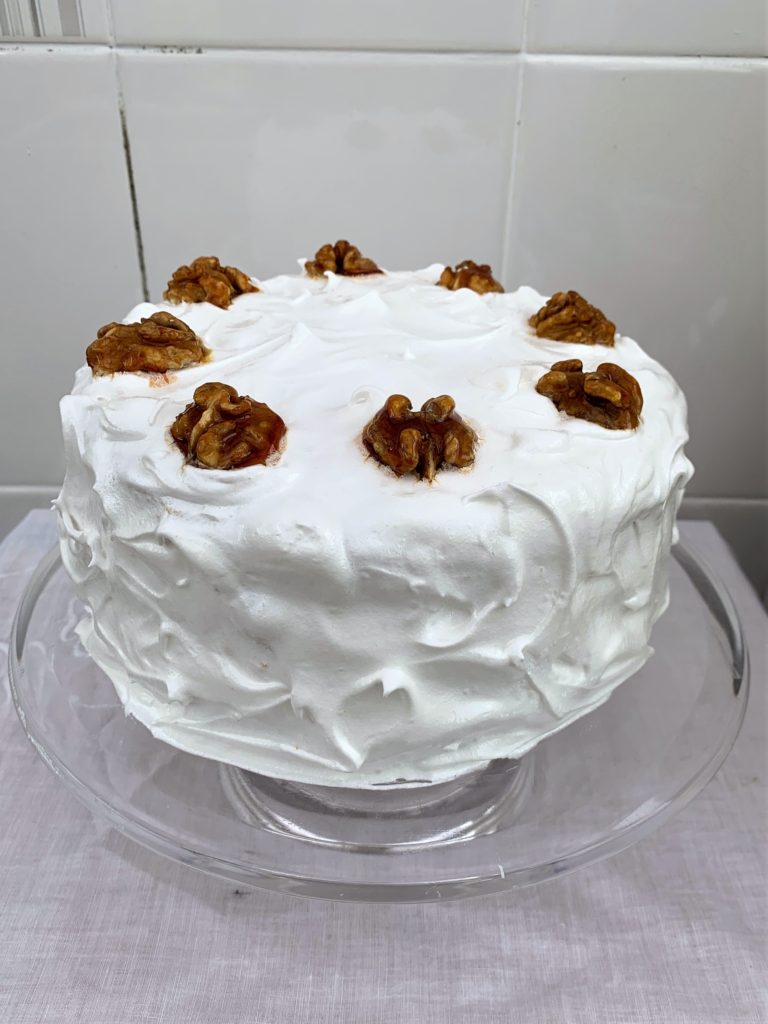 Mary berry shop walnut cake